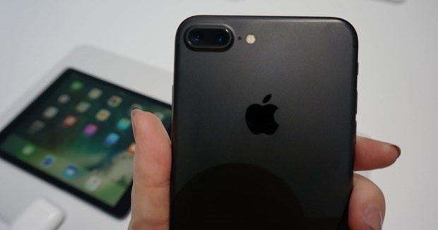 Merakla beklenen Apple iPhone 8'in özellikleri neler?