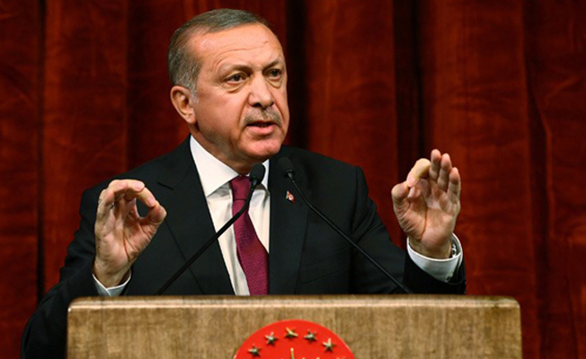 Cumhurbaşkanı Erdoğan'dan Macron'a: Boyunu aşan işlere girme