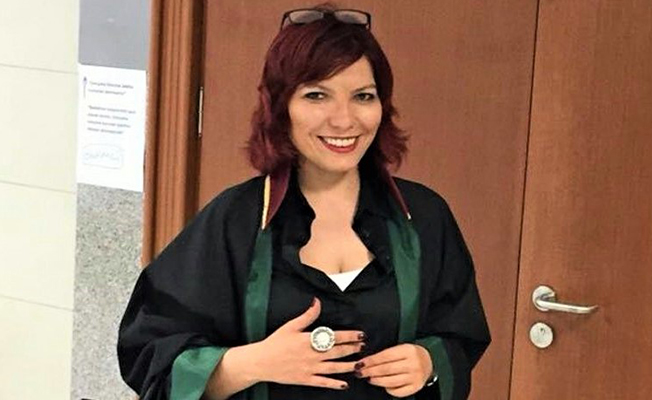 Avukat Sibel Sevinç Deveci gözaltına alındı