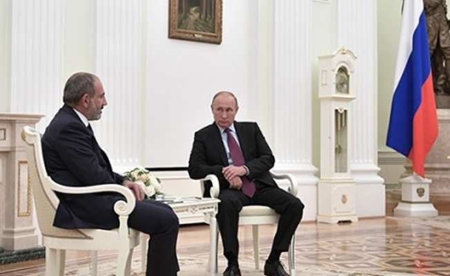 Putin, Paşinyan görüşmesi
