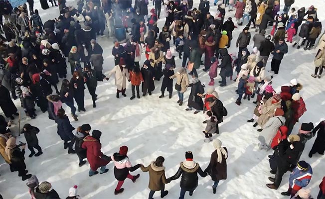 Çekmeköy’de 'Kar Şenliğinde' vatandaşlar kemençe ve horon ile eğlenceye doydu