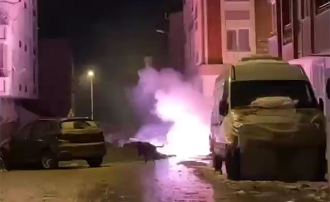  Sultangazi'de mahalleliyi sokağa döken patlama 