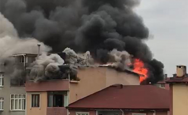 Sultanbeyli'de çatı yangınında 1 çocuk öldü