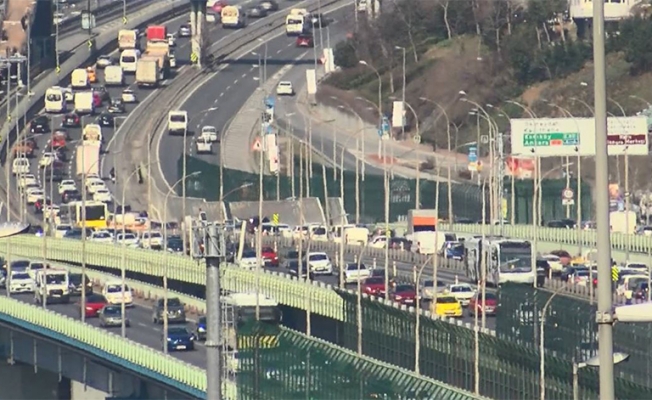İstanbul'da araç sayısı artıyor uzmanlar uyardı