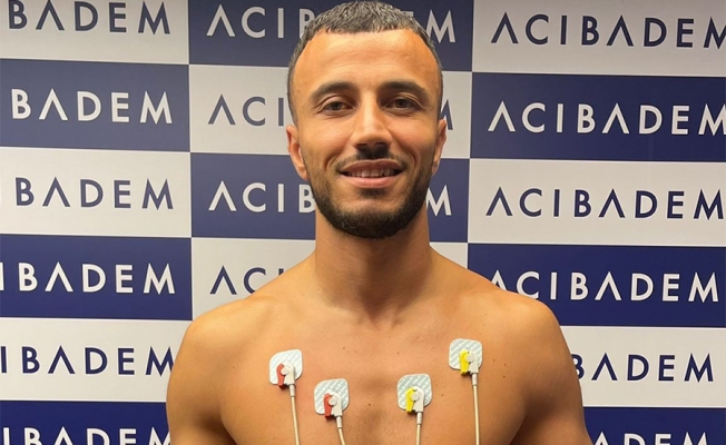 Beşiktaş'ın yeni transferi Saiss, sağlık kontrolünden geçti