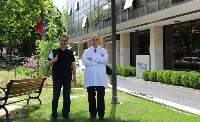 Azerbaycanlı doktor Türkiye'de şifa buldu