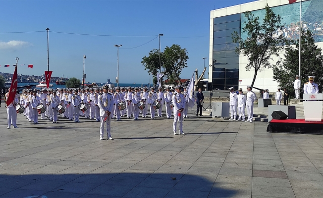 Boğaz'da Denizcilik ve Kabotaj Bayramı gösterisi