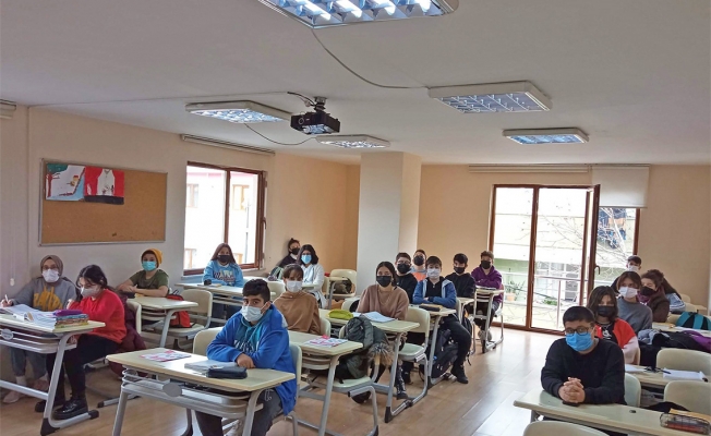 LGS’ye Ataşehir’de hazırlanan öğrenciler, başarı meyvelerini aldı