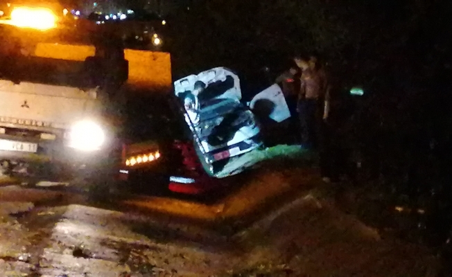 Silivri'de takla atan otomobil devrildi: 1 ölü, 1 yaralı