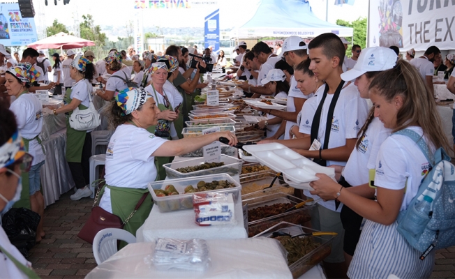 500 çeşit Türk yemeği yabancıların beğenisine sunuldu 