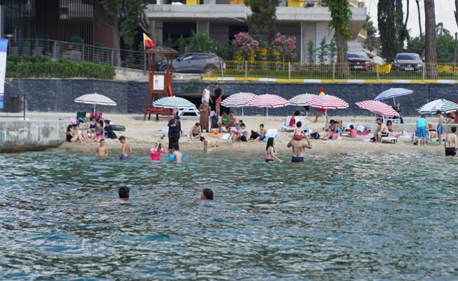 Tuzla Halk Plajı açıldı 