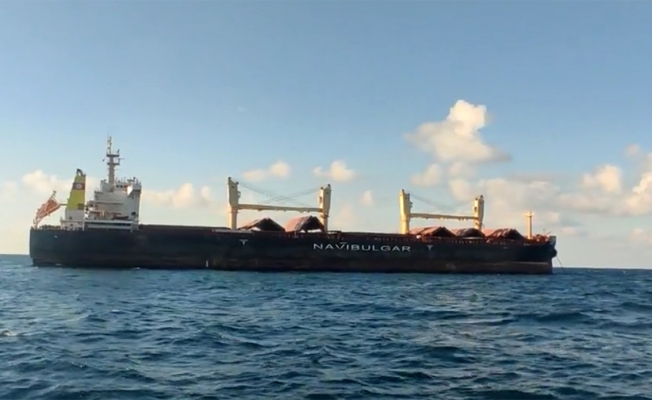 Ukrayna'dan İngiltere'ye mısır taşıyan gemi, İstanbul'a demirlendi