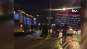 Arnavutköy'de İETT şoförü yolcuları otoyol kenarında indirdi, vatandaşlar isyan etti