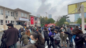 Beşiktaş'ta okulda yangın paniği