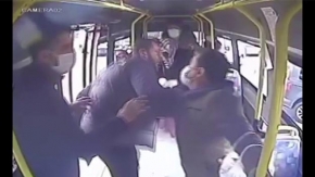 Tuzla’da minibüs şoförüne "aşırı hız yaptın" dayağı