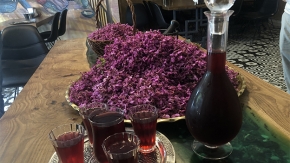 Osmanlı mutfağı lezzeti erguvan şerbetine yoğun ilgi